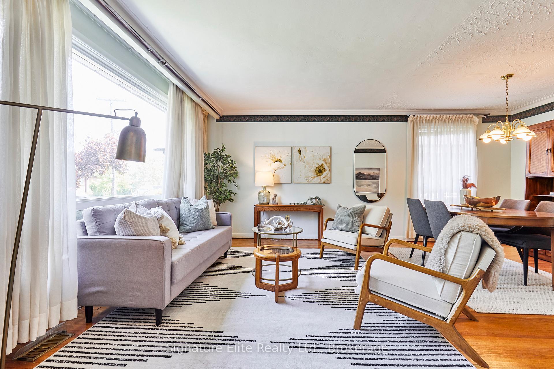Photo 3 of 149 Benleigh Drive, Scarborough, Woburn — HOMEH