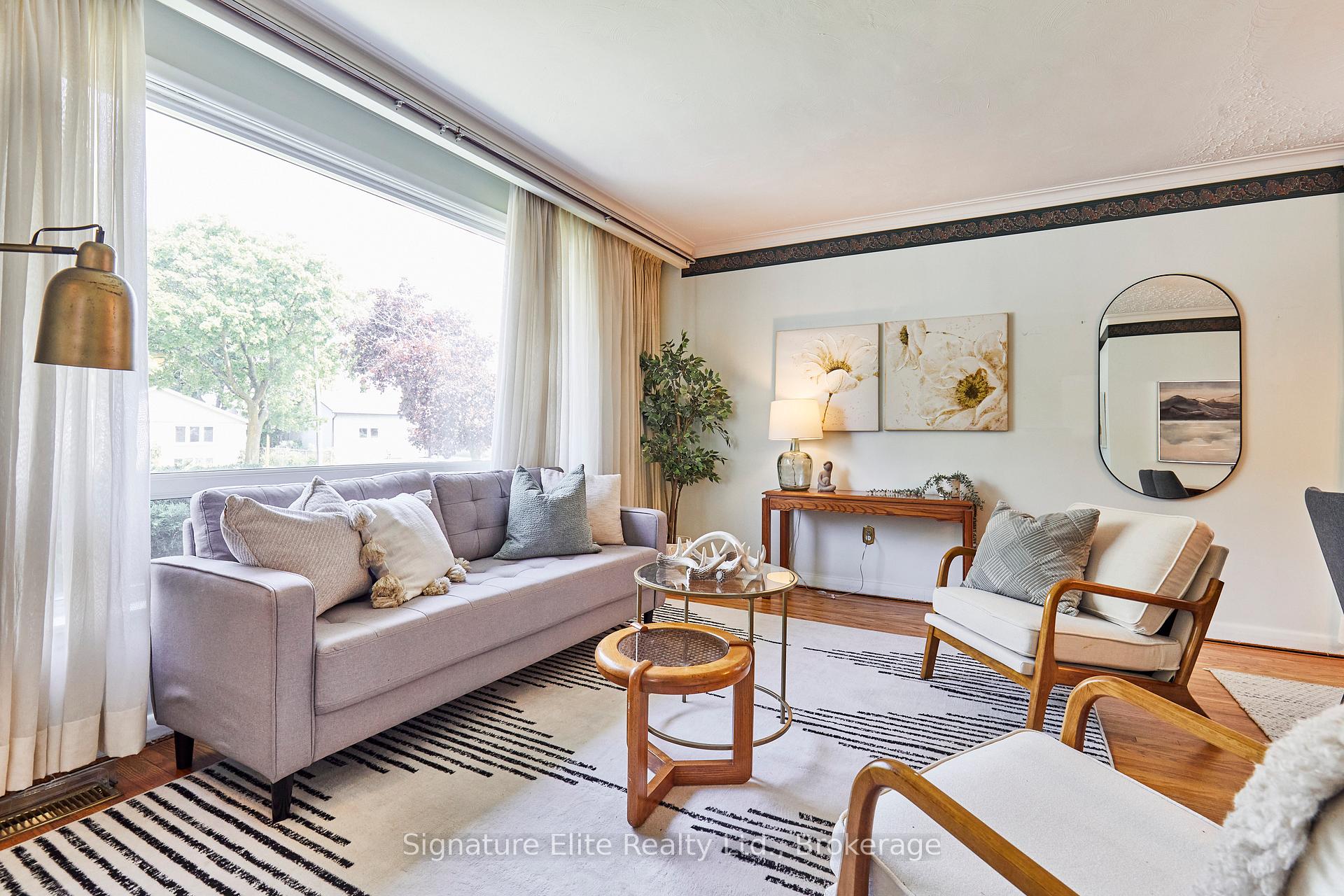 Photo 4 of 149 Benleigh Drive, Scarborough, Woburn — HOMEH