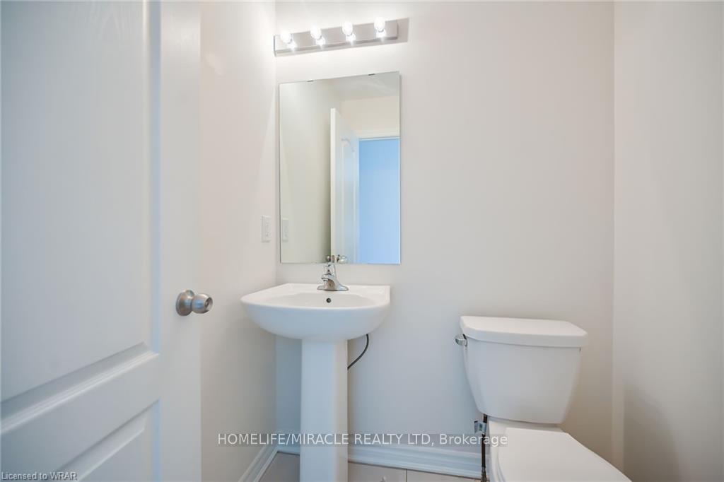 Photo 17 of 68 Palace Street, Thorold, Thorold Downtown — HOMEH