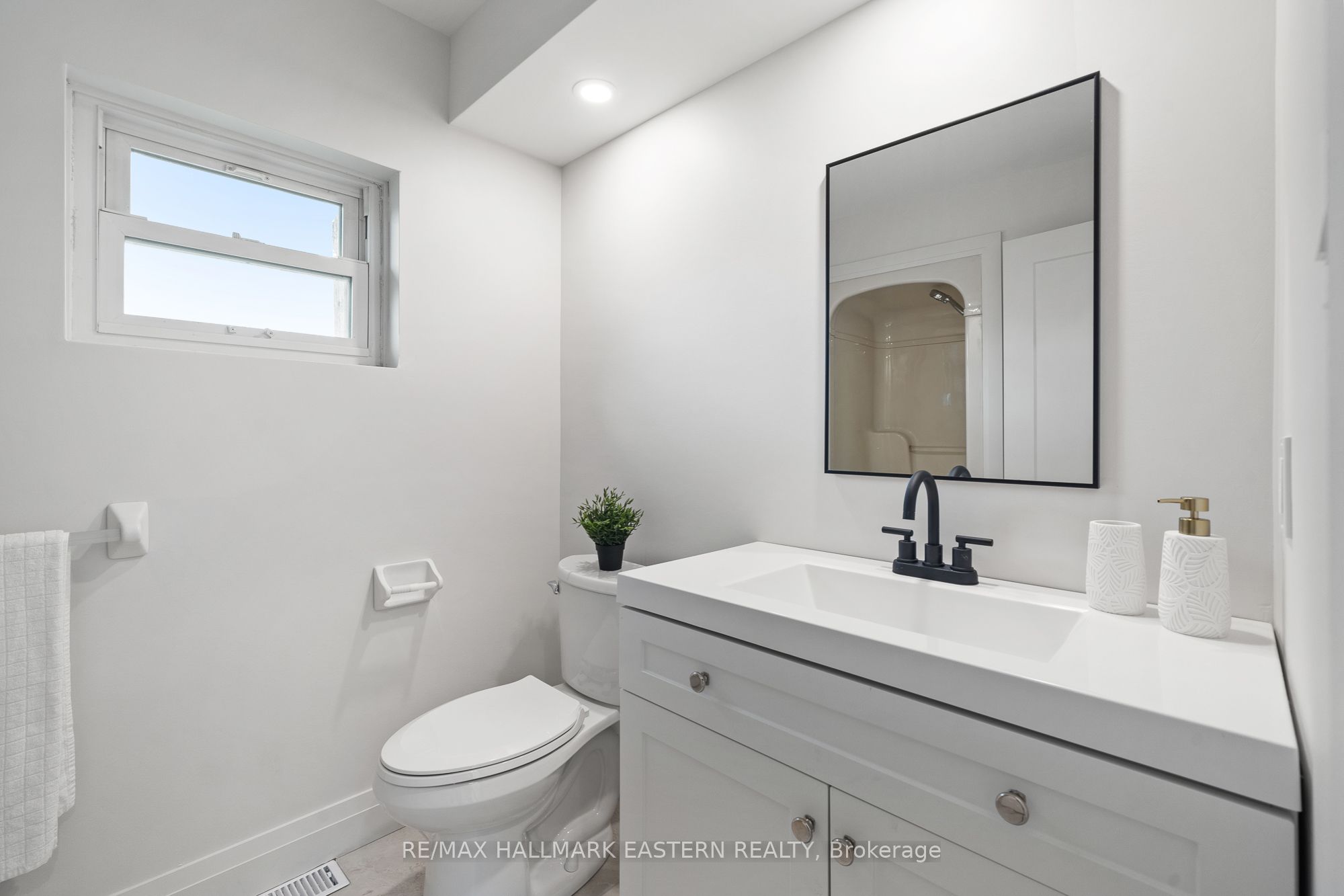 Photo 59 of 440 County Rd 40, Douro-Dummer — HOMEH