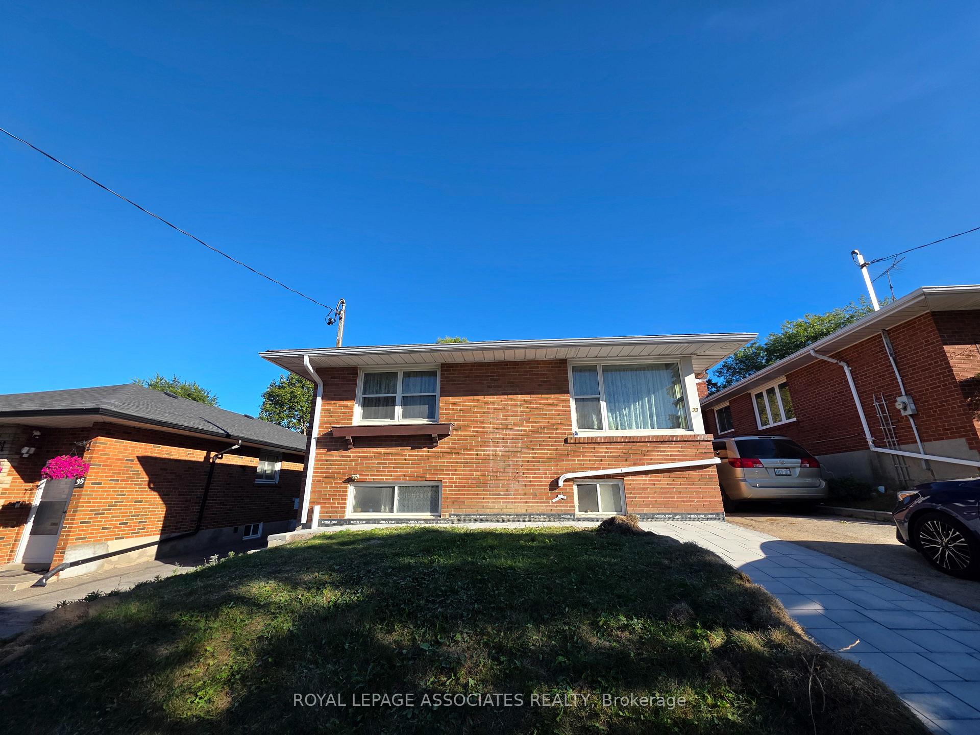 Photo 2 of 33 Kilbride Road, Scarborough, Bendale — HOMEH