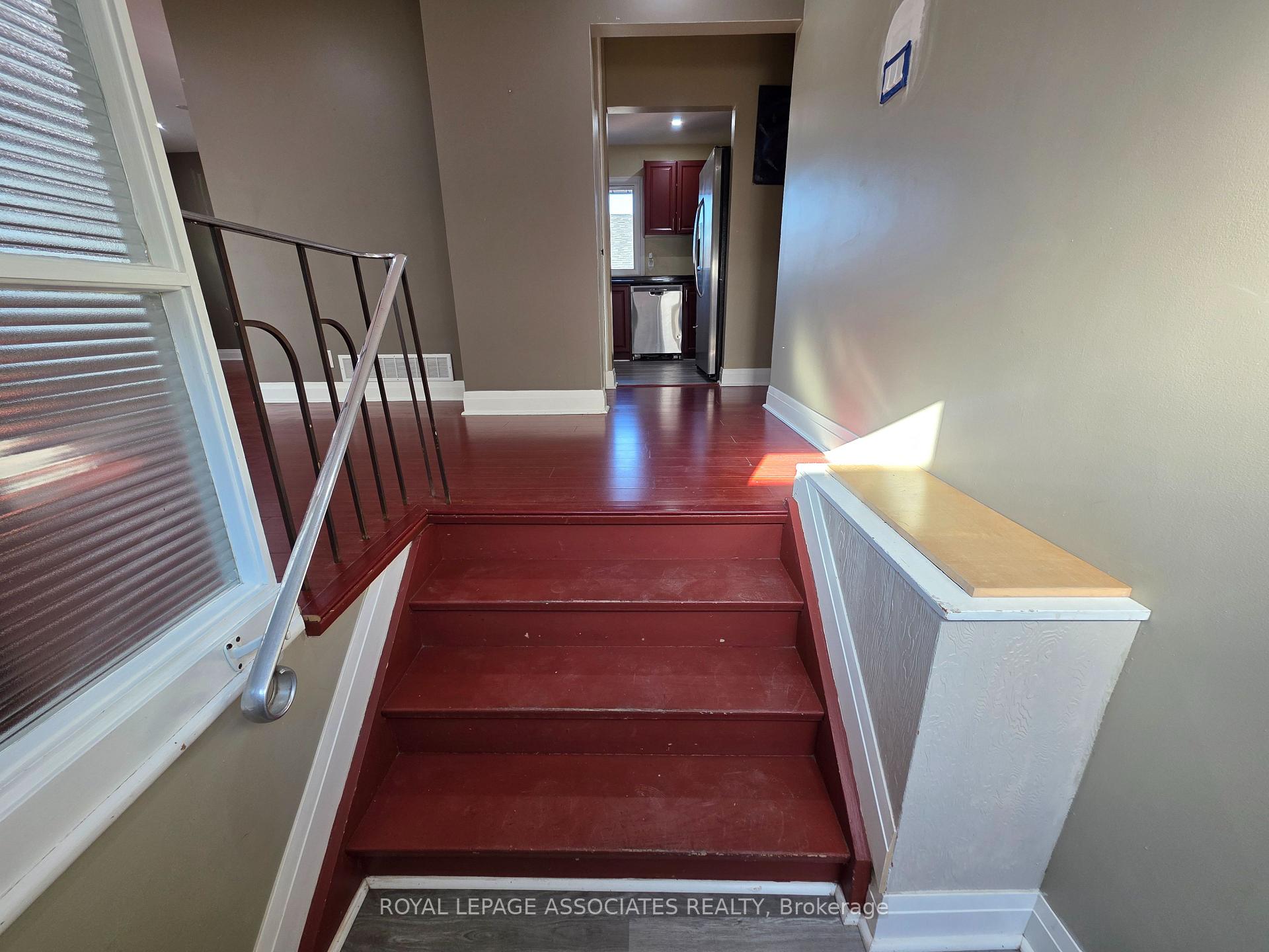 Photo 5 of 33 Kilbride Road, Scarborough, Bendale — HOMEH