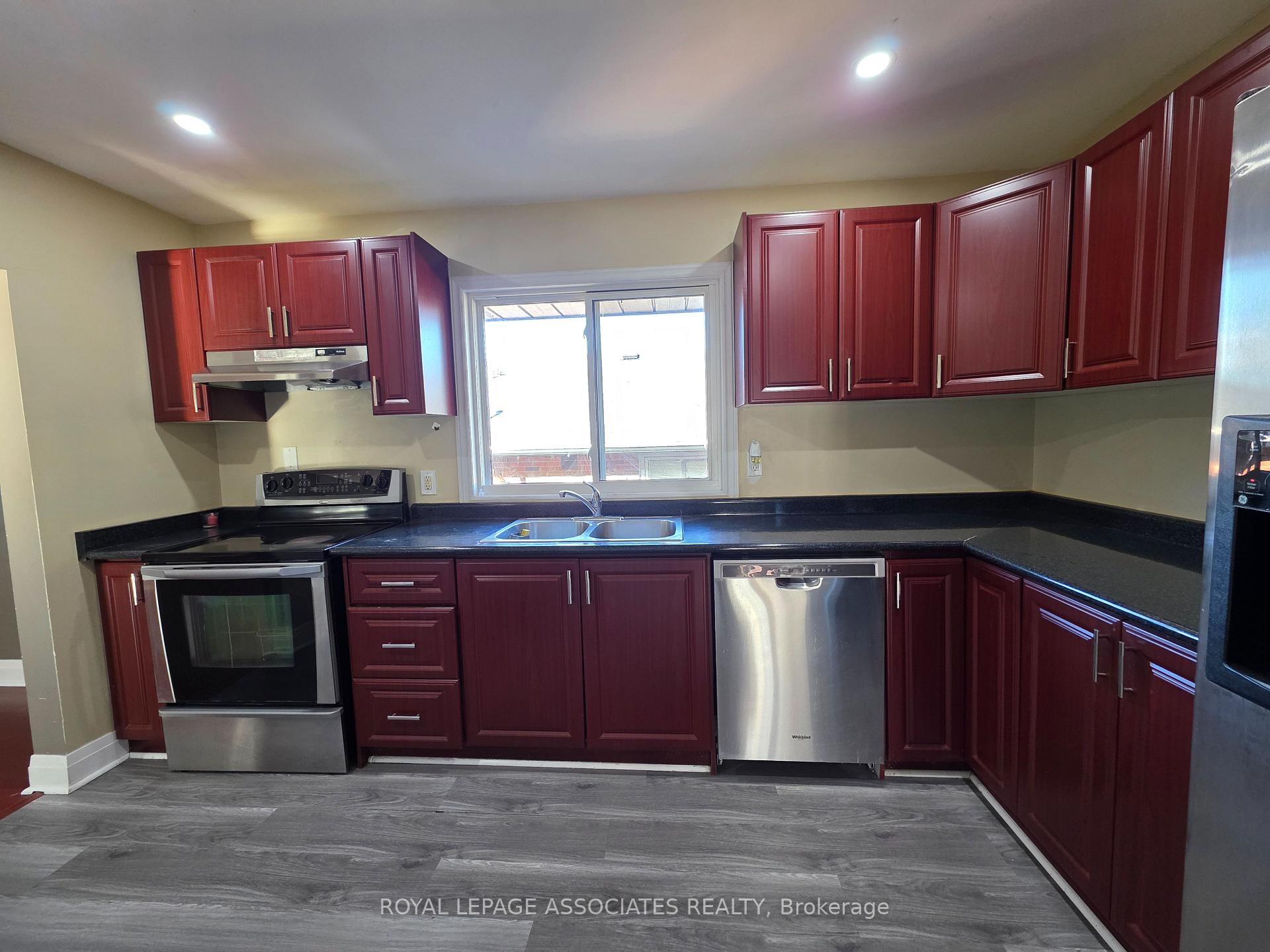 Photo 11 of 33 Kilbride Road, Scarborough, Bendale — HOMEH