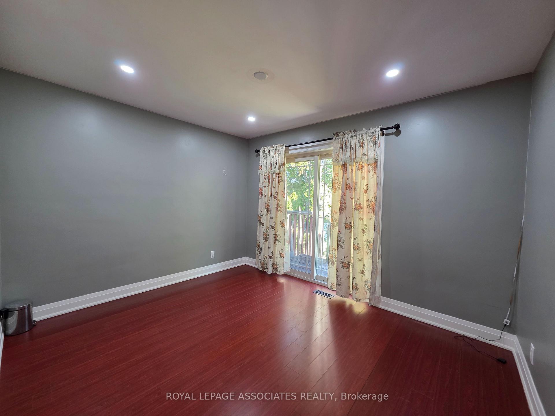 Photo 19 of 33 Kilbride Road, Scarborough, Bendale — HOMEH