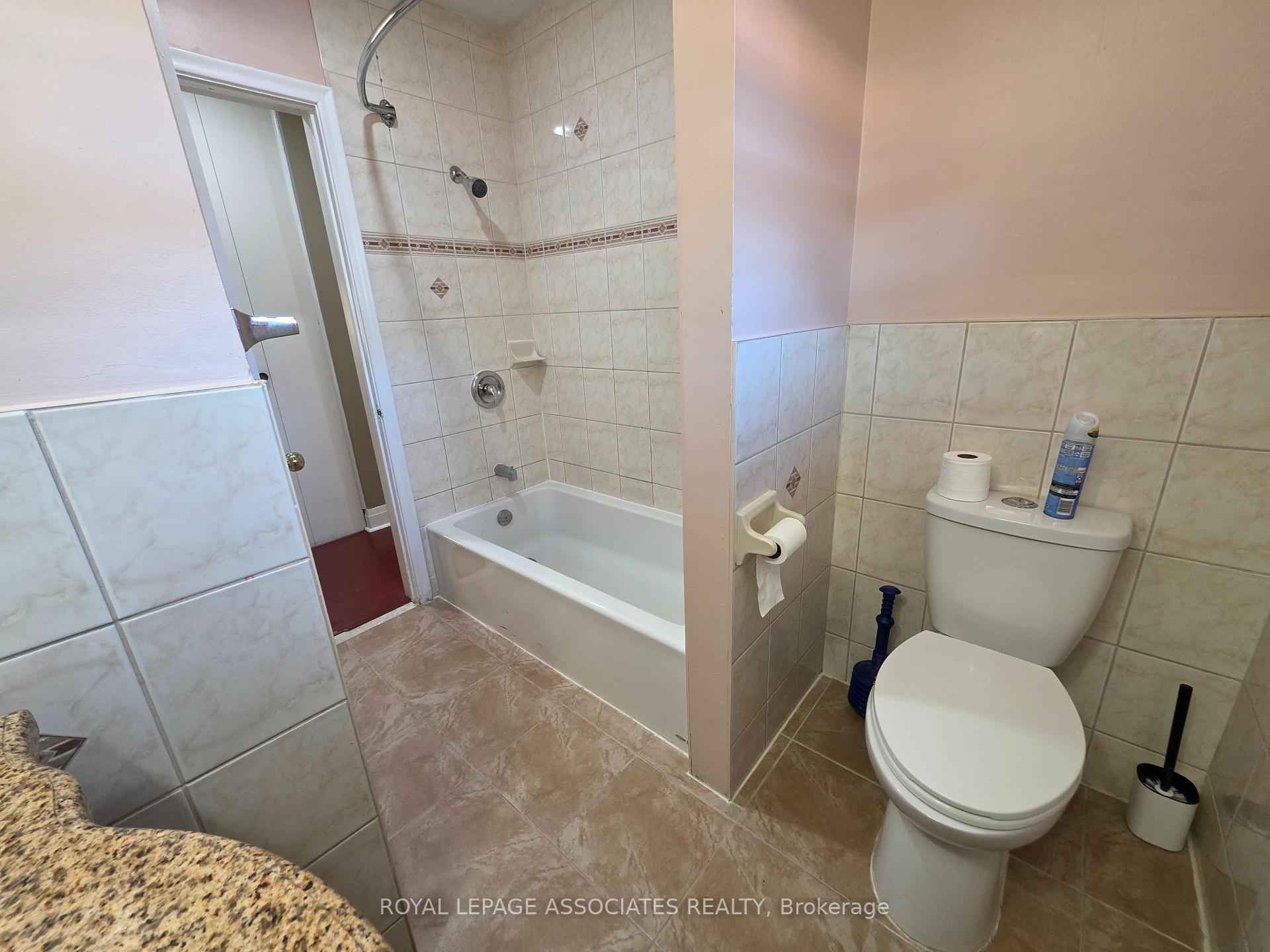 Photo 21 of 33 Kilbride Road, Scarborough, Bendale — HOMEH
