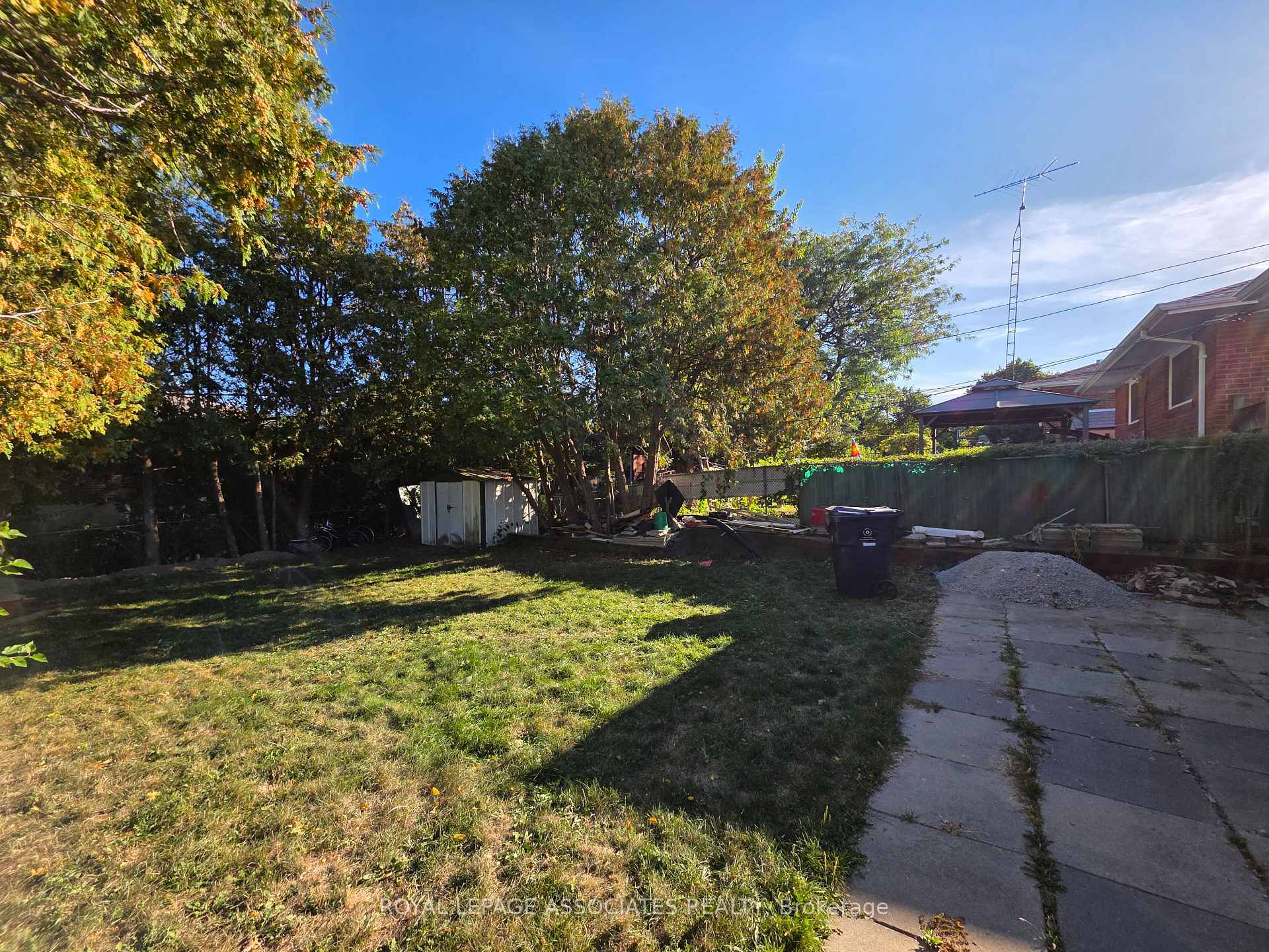 Photo 26 of 33 Kilbride Road, Scarborough, Bendale — HOMEH