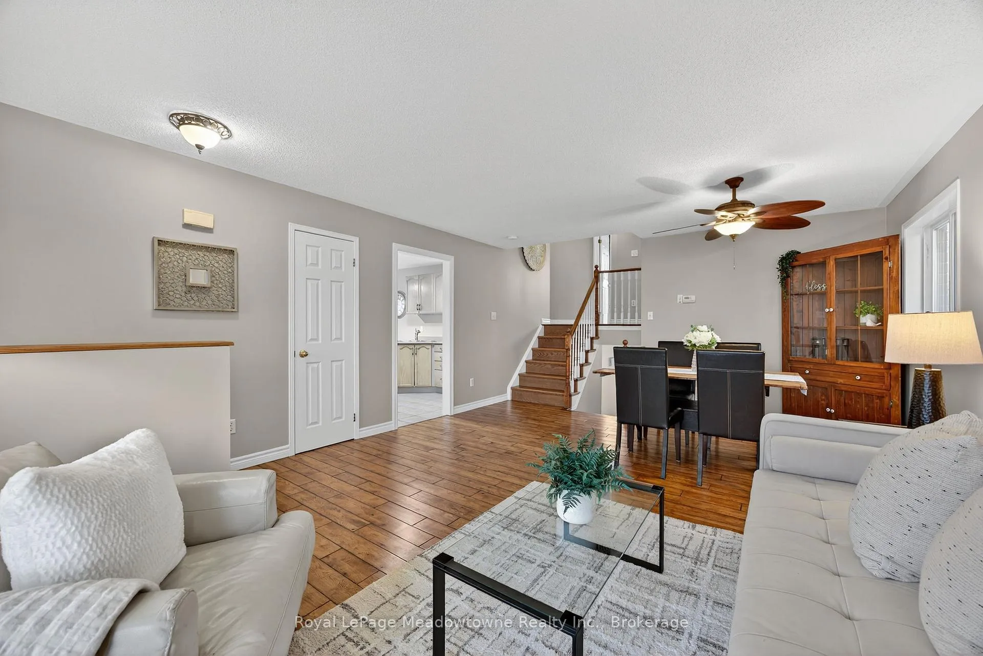 Photo 13 of 1 Draper Crescent, Barrie, Painswick North — HOMEH