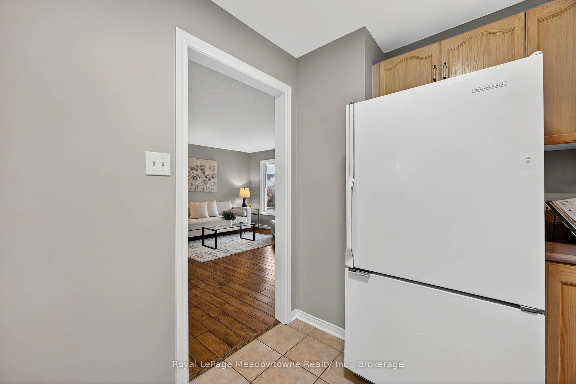 Photo 21 of 1 Draper Crescent, Barrie, Painswick North — HOMEH