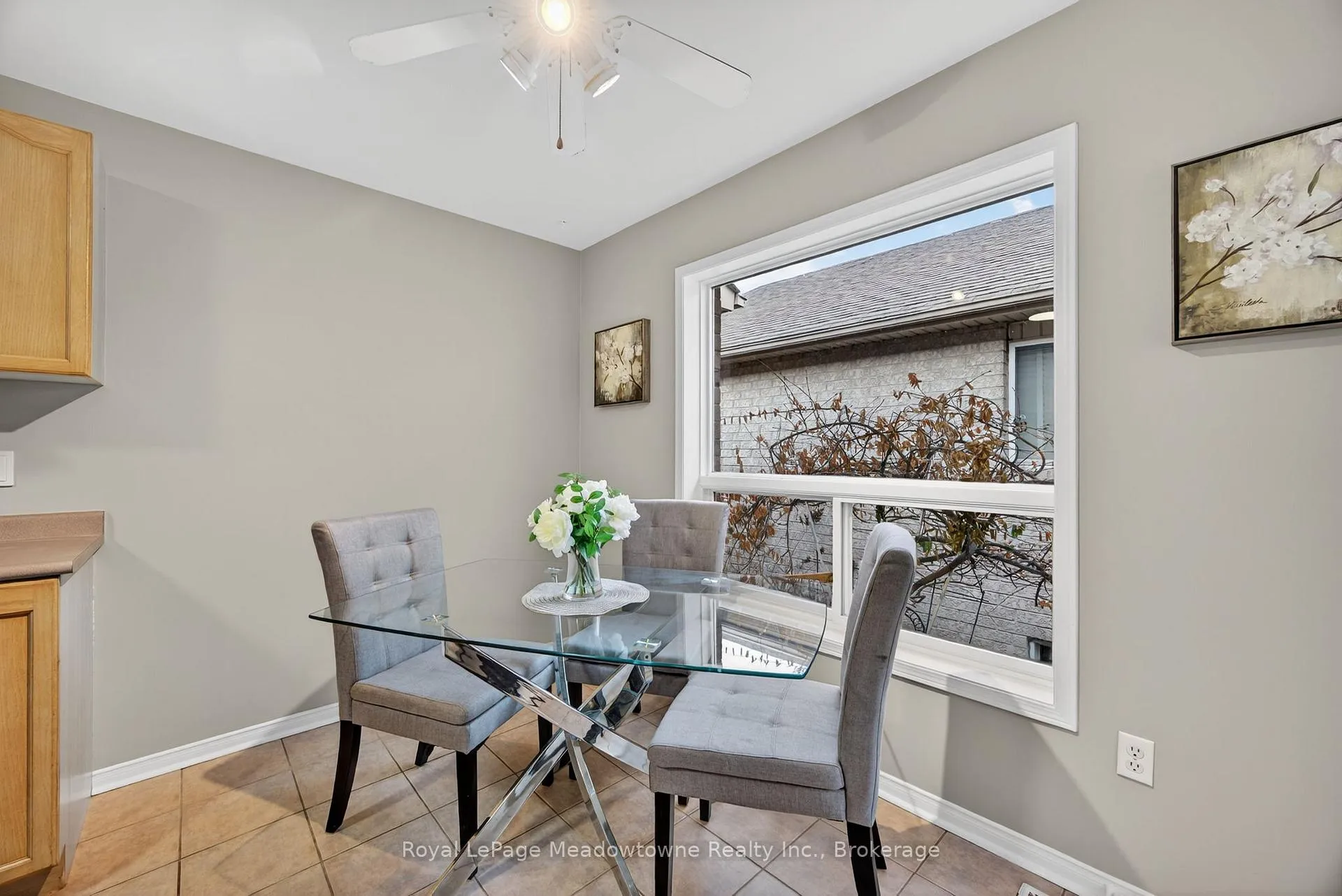 Photo 24 of 1 Draper Crescent, Barrie, Painswick North — HOMEH