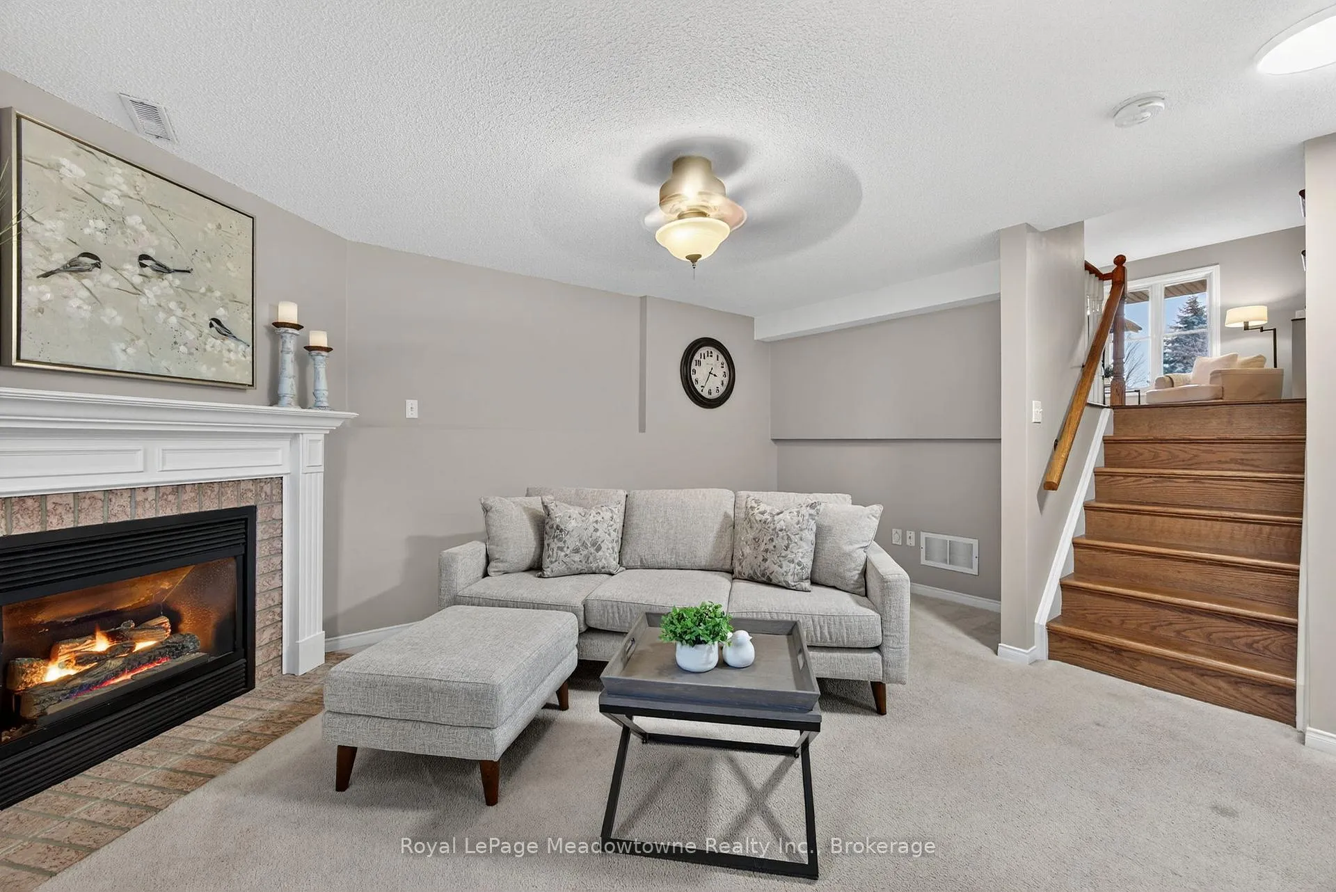 Photo 33 of 1 Draper Crescent, Barrie, Painswick North — HOMEH