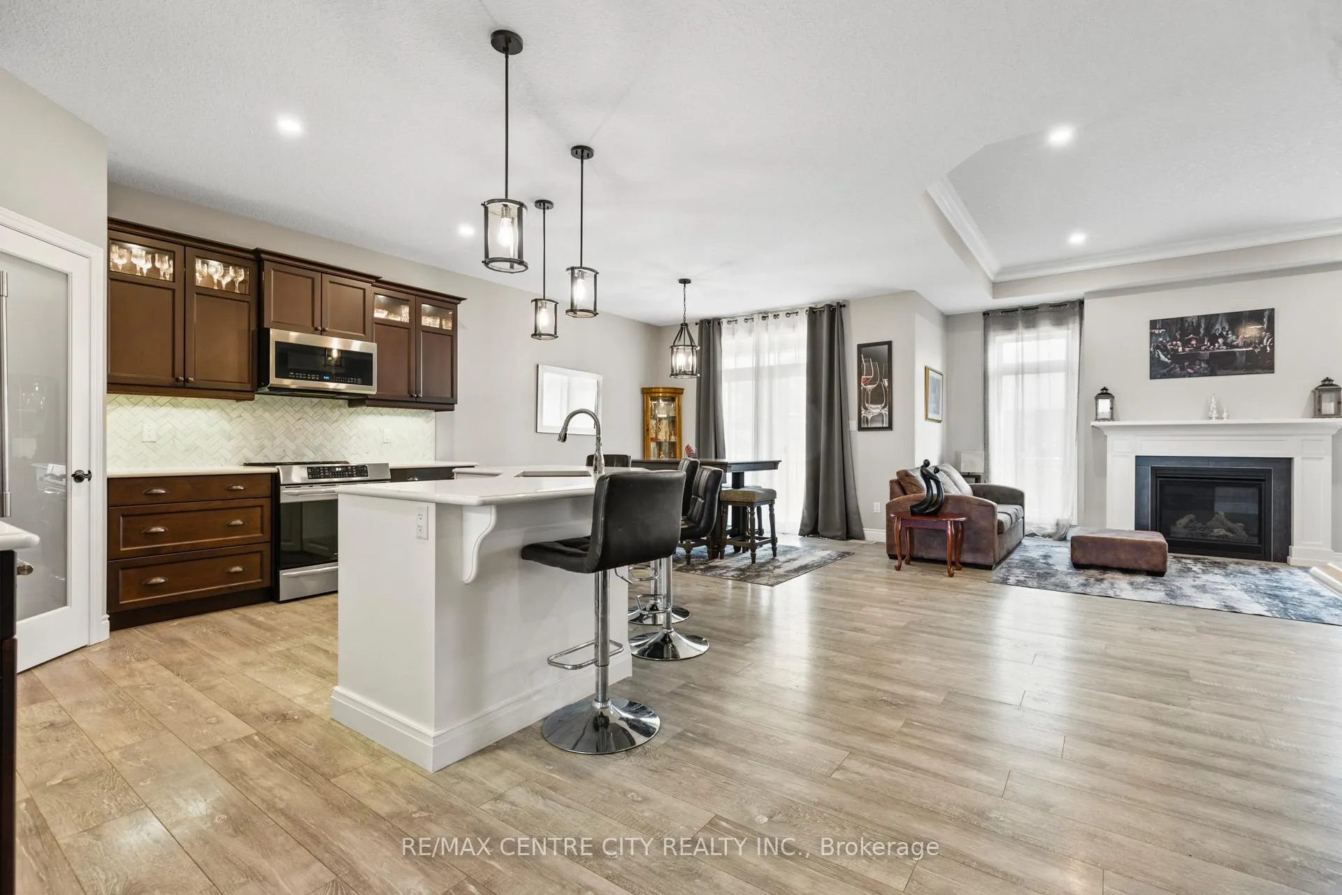 Photo 6 of 18 Muirfield Drive, St. Thomas — HOMEH