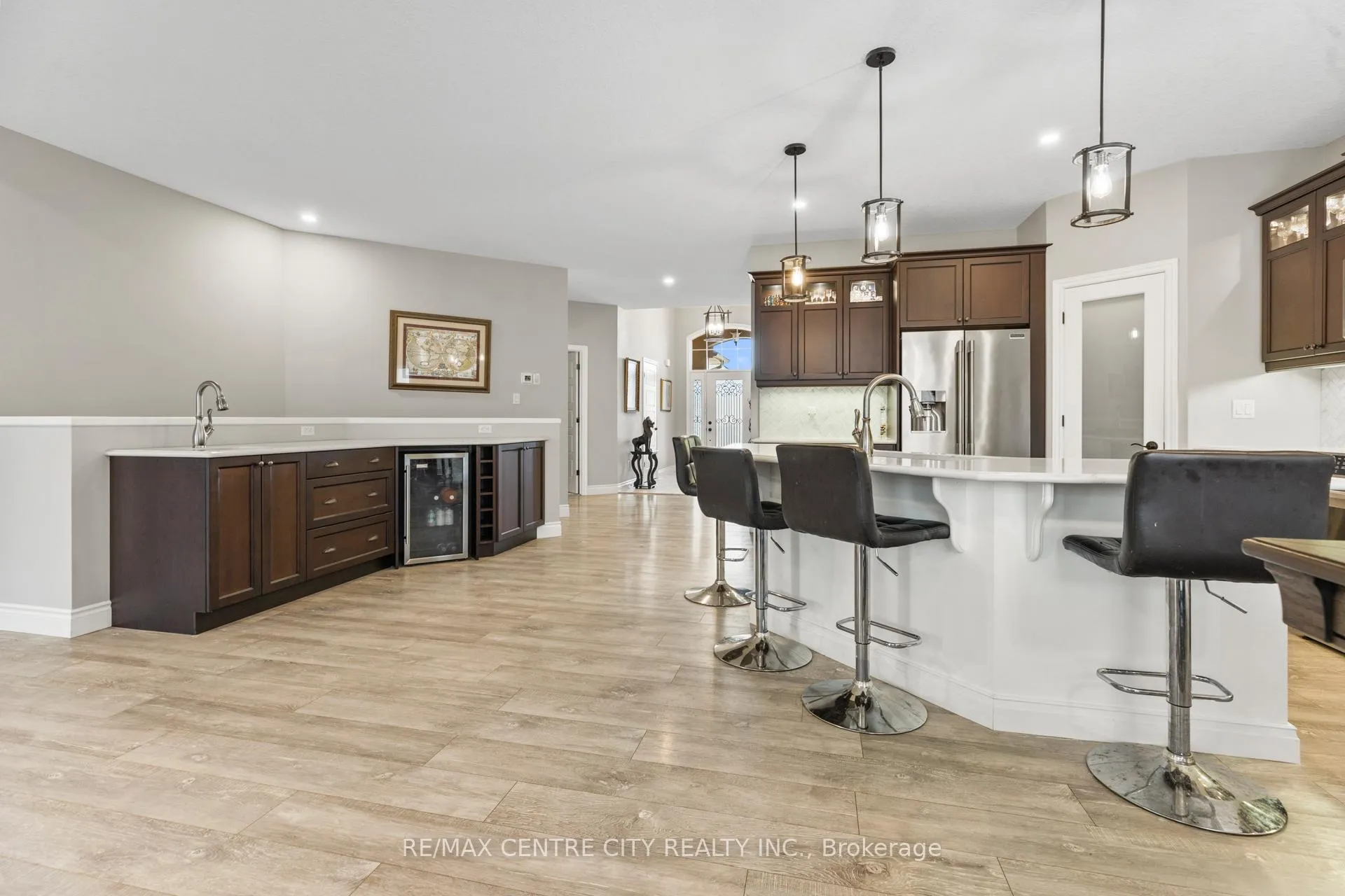 Photo 7 of 18 Muirfield Drive, St. Thomas — HOMEH