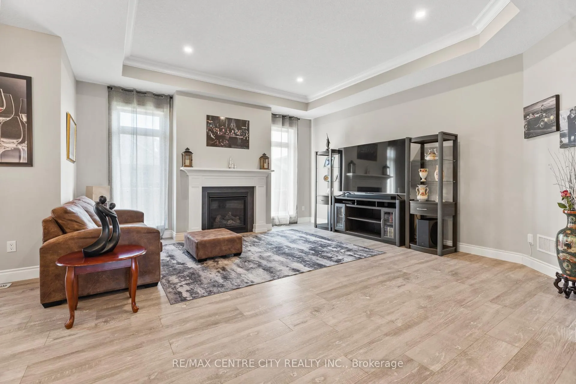 Photo 10 of 18 Muirfield Drive, St. Thomas — HOMEH