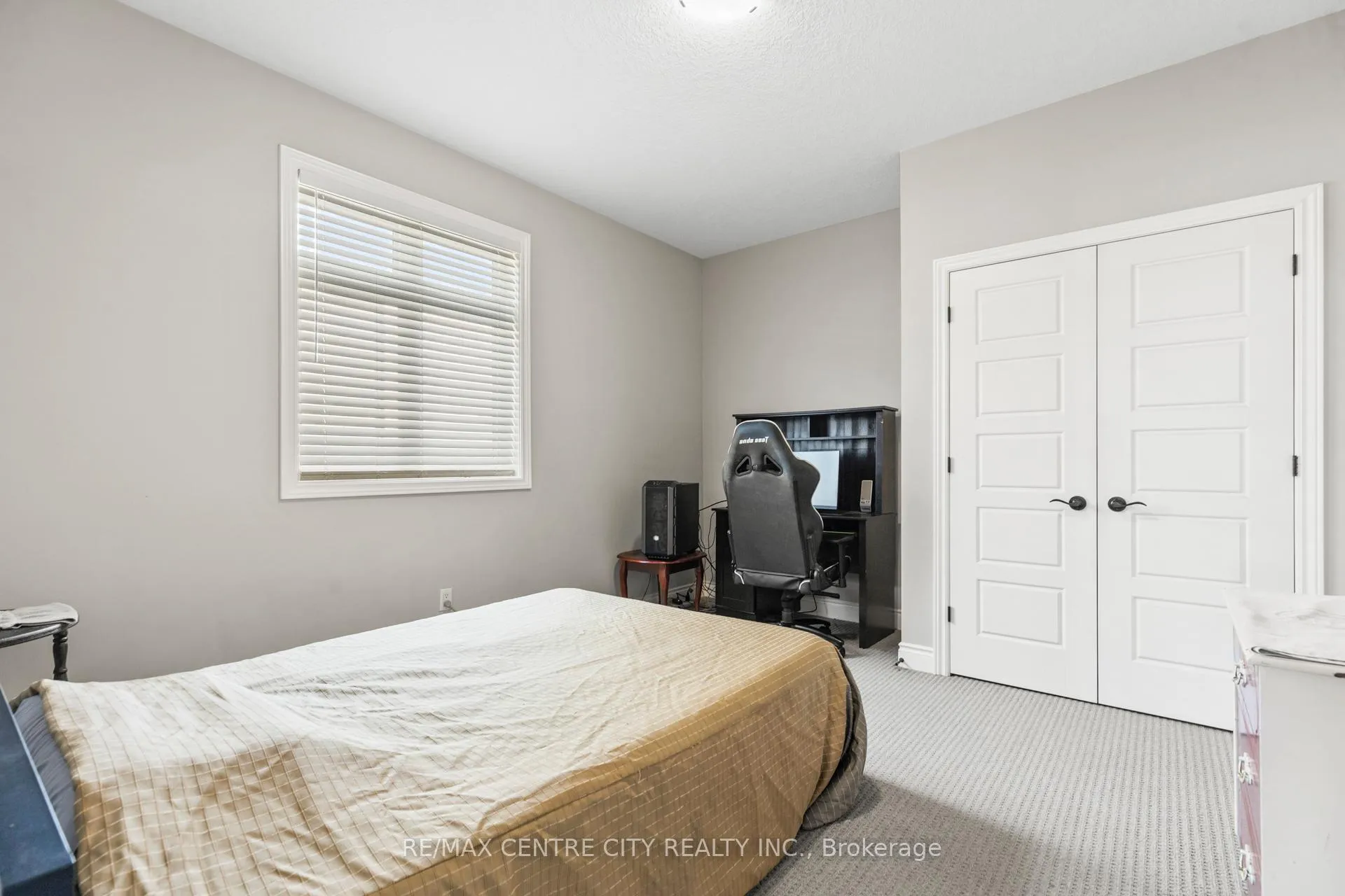 Photo 18 of 18 Muirfield Drive, St. Thomas — HOMEH