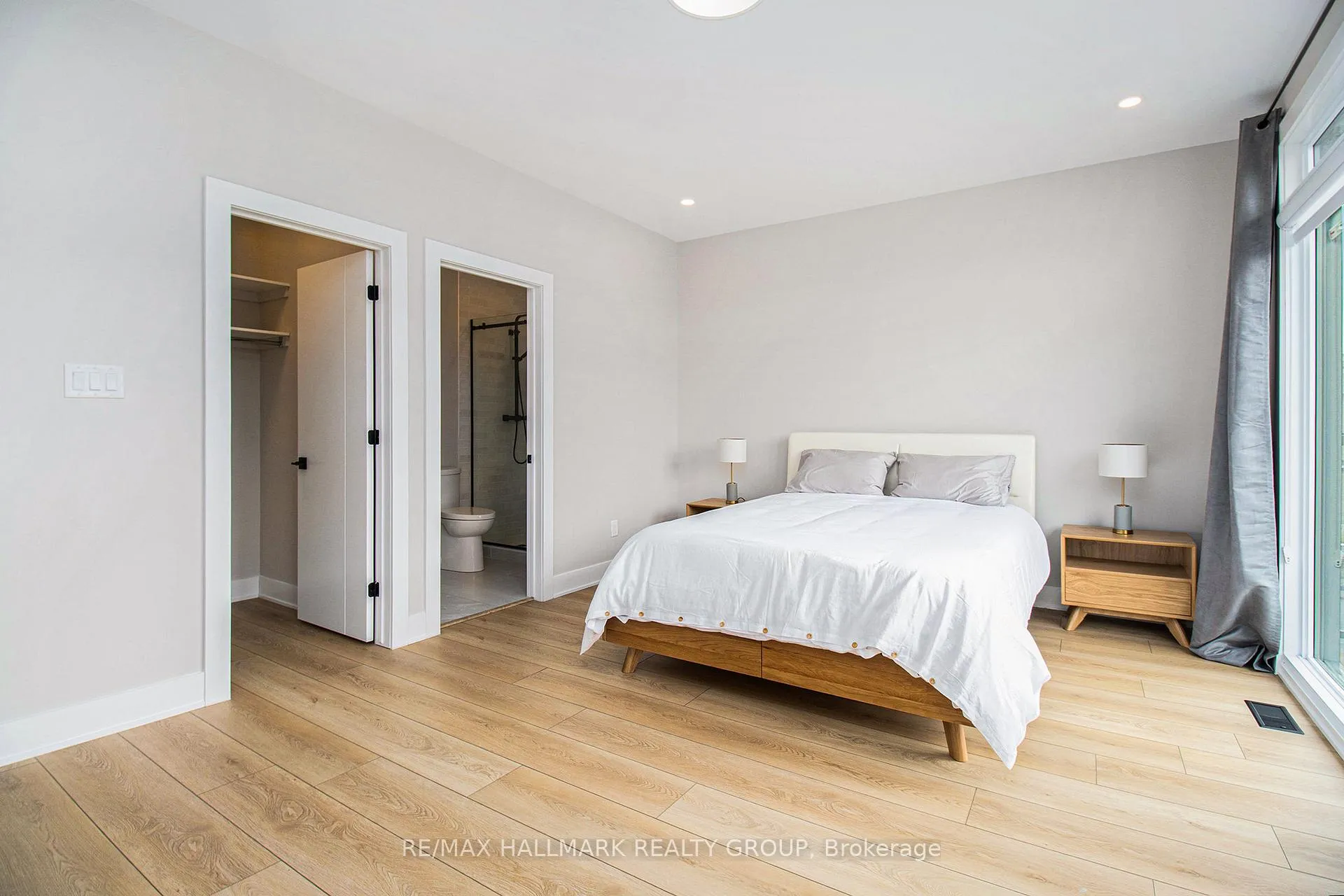 Photo 13 of Unit A, 72 Armstrong Street, Ottawa, Hintonburg — HOMEH