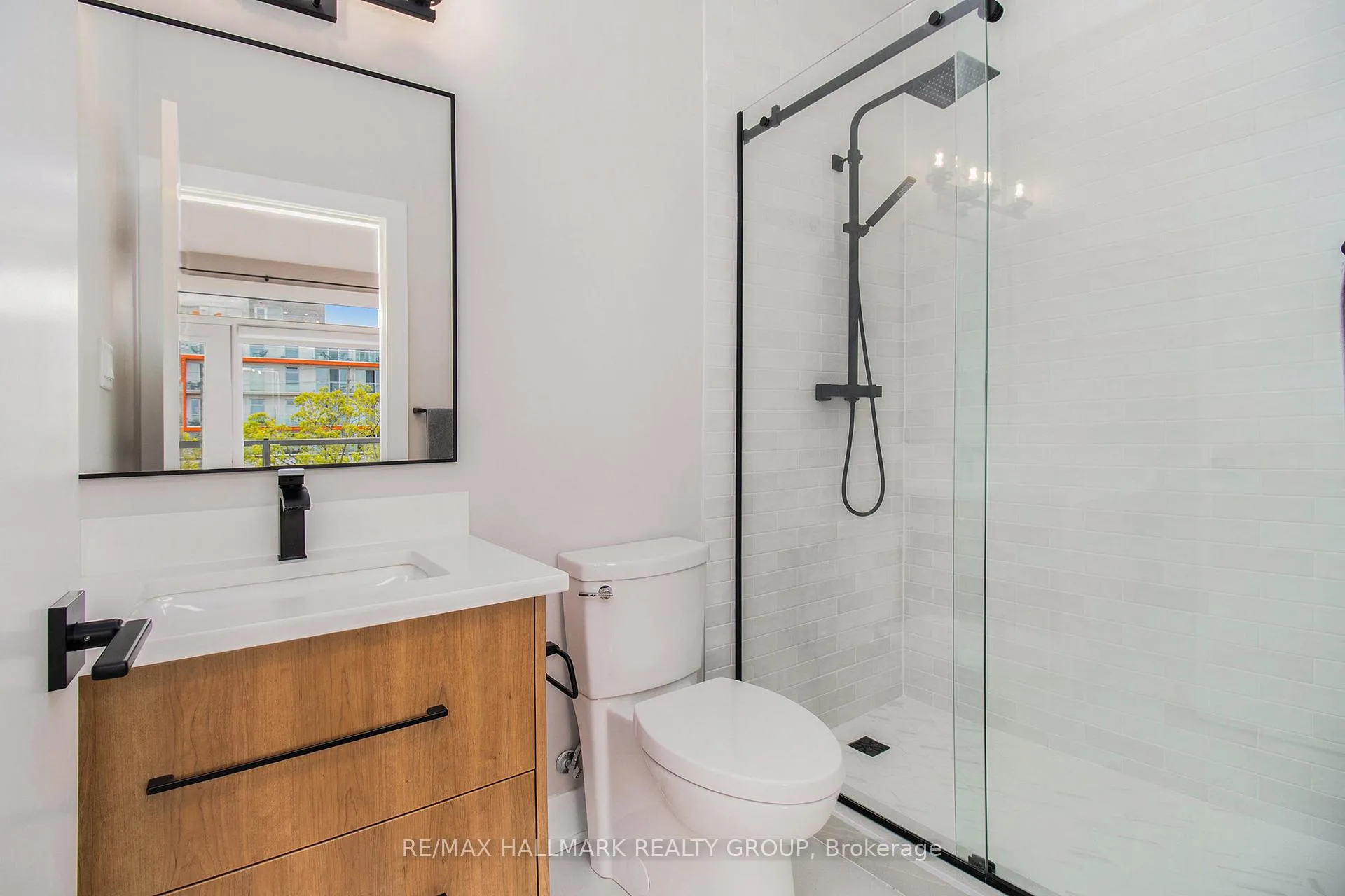 Photo 14 of Unit A, 72 Armstrong Street, Ottawa, Hintonburg — HOMEH