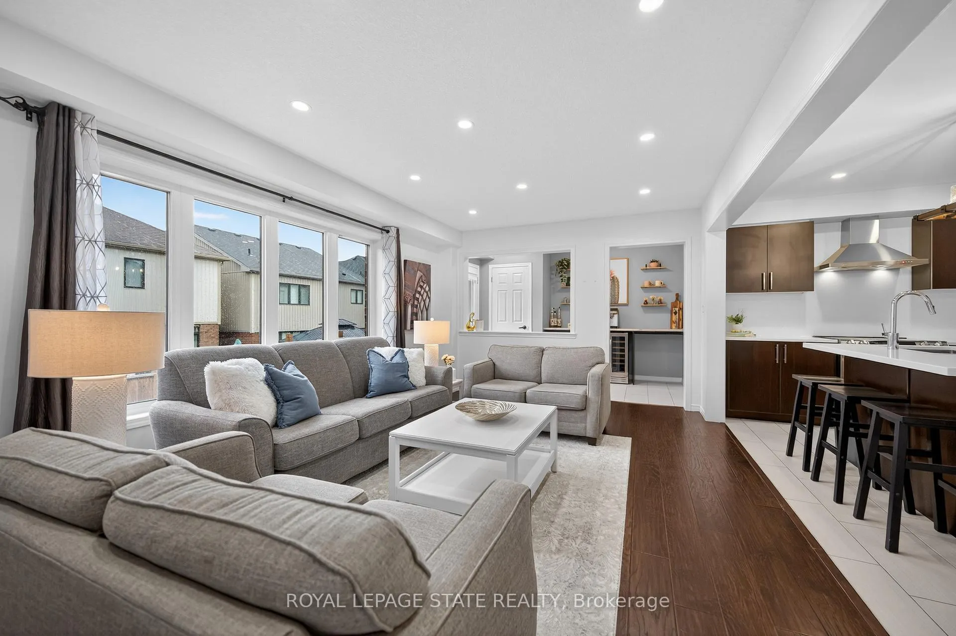 Photo 18 of 30 Patterson Drive, Haldimand — HOMEH