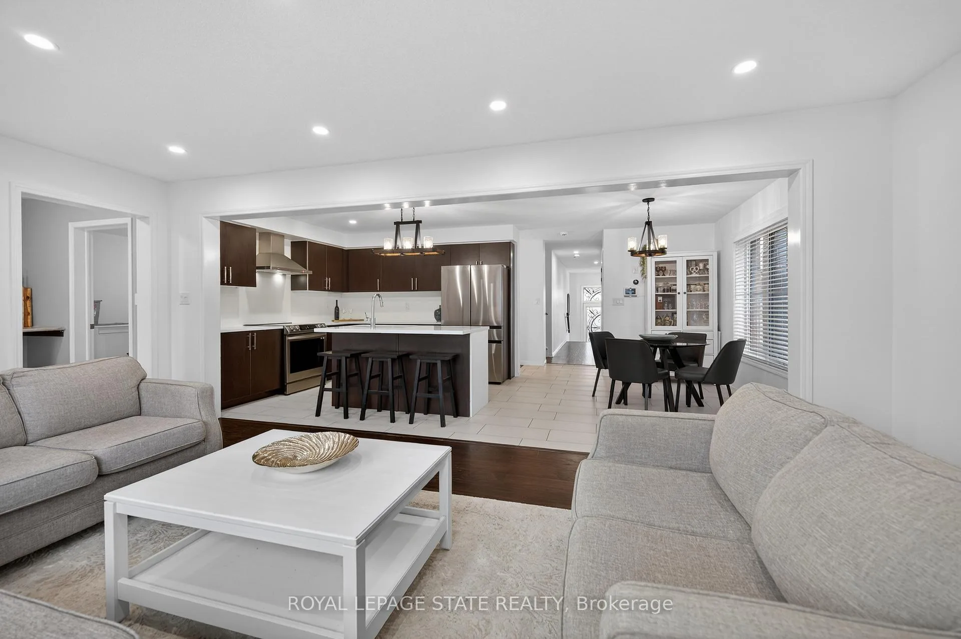 Photo 20 of 30 Patterson Drive, Haldimand — HOMEH