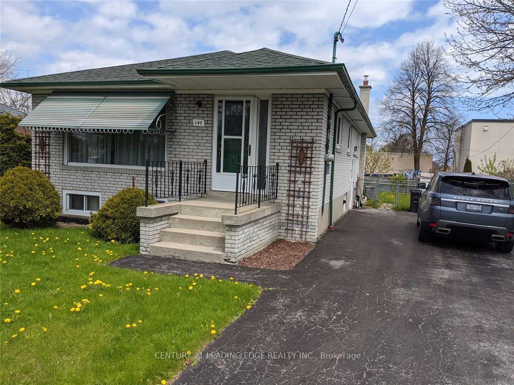 Photo 1 of Unit Upper, 147 Pandora Circle, Scarborough, Woburn — HOMEH