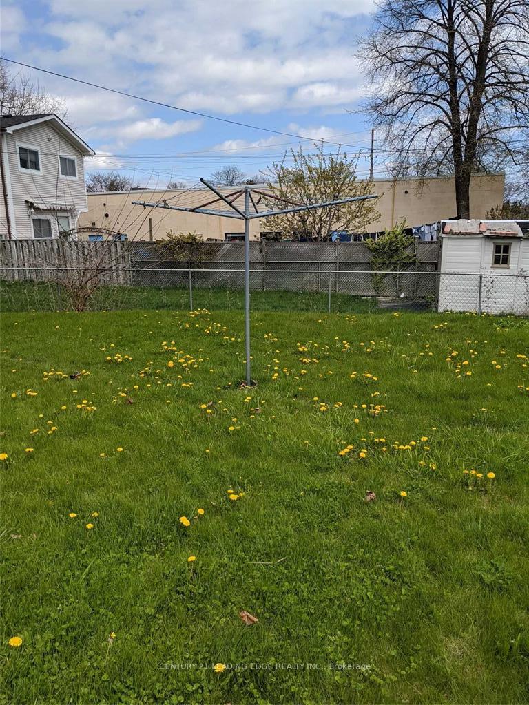 Photo 11 of Unit Upper, 147 Pandora Circle, Scarborough, Woburn — HOMEH
