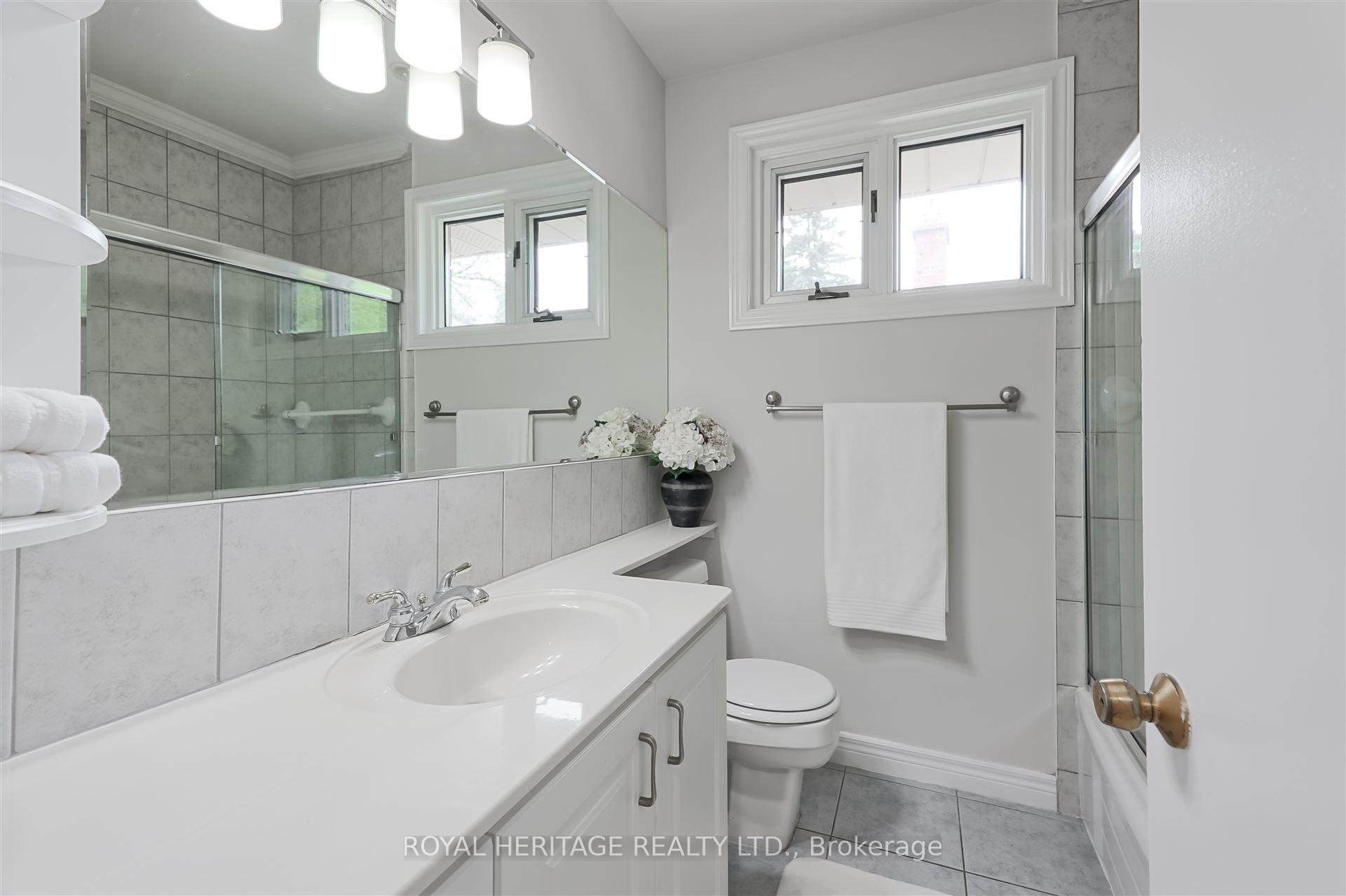 Photo 13 of 11 Alpaca Drive, Scarborough, Woburn — HOMEH
