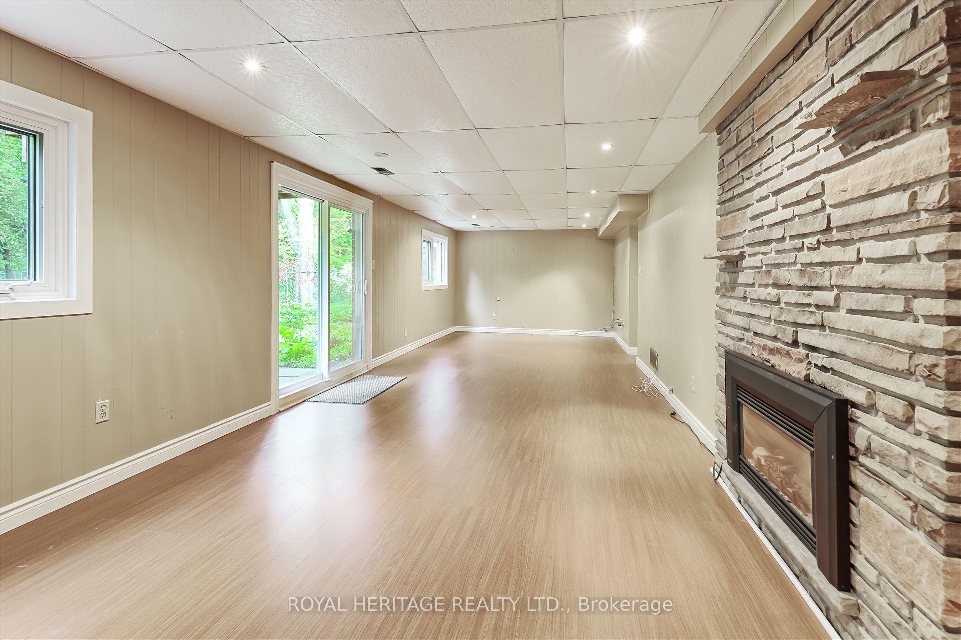 Photo 15 of 11 Alpaca Drive, Scarborough, Woburn — HOMEH