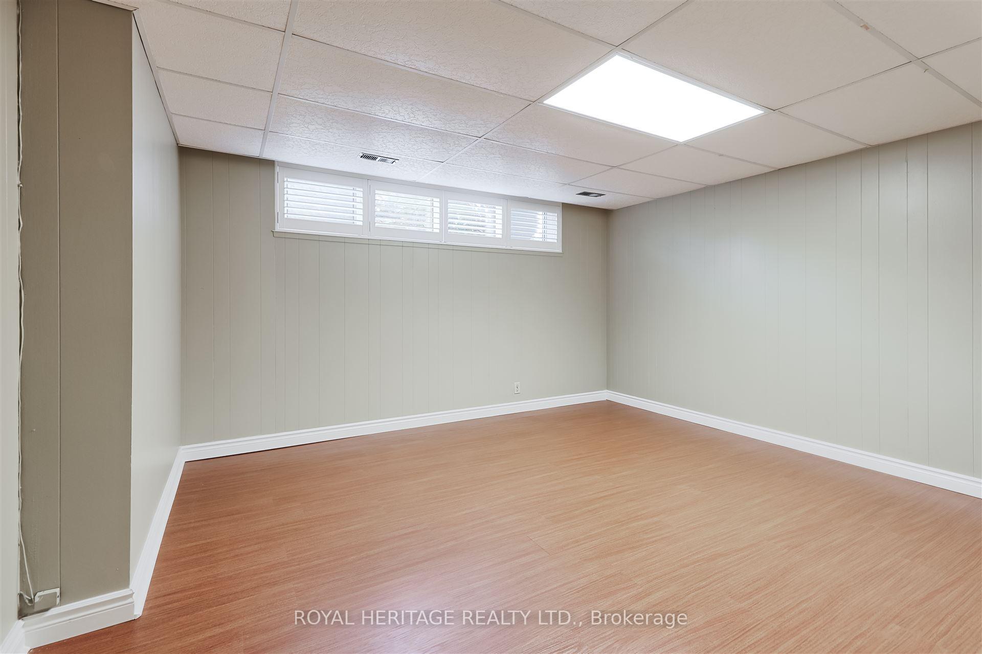 Photo 16 of 11 Alpaca Drive, Scarborough, Woburn — HOMEH