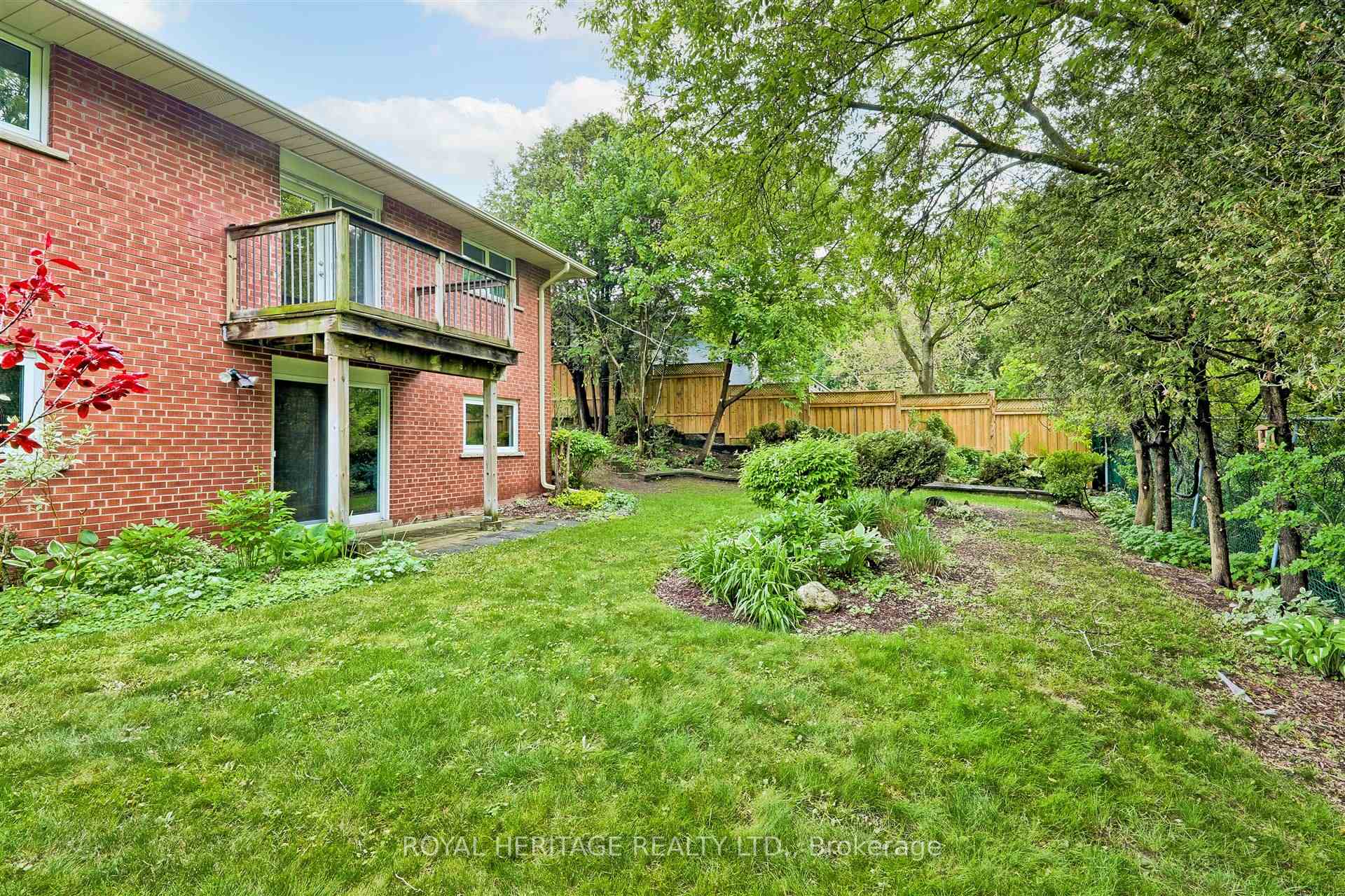 Photo 18 of 11 Alpaca Drive, Scarborough, Woburn — HOMEH