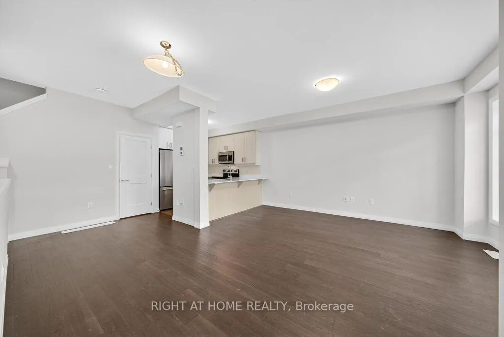 Photo 15 of Unit 100, 30 Times Square Boulevard, Hamilton, Stoney Creek Mountain — HOMEH