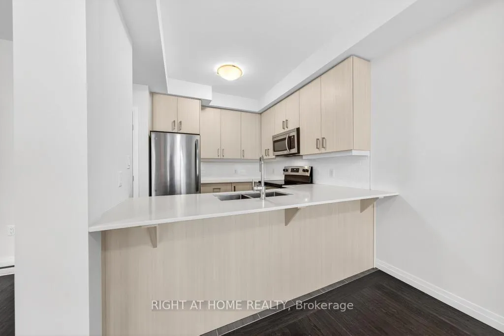 Photo 17 of Unit 100, 30 Times Square Boulevard, Hamilton, Stoney Creek Mountain — HOMEH