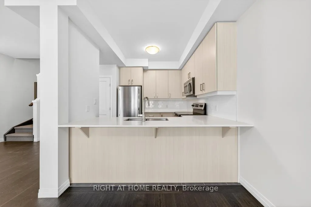 Photo 18 of Unit 100, 30 Times Square Boulevard, Hamilton, Stoney Creek Mountain — HOMEH
