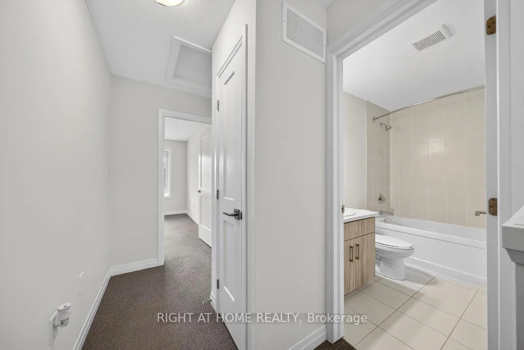 Photo 25 of Unit 100, 30 Times Square Boulevard, Hamilton, Stoney Creek Mountain — HOMEH