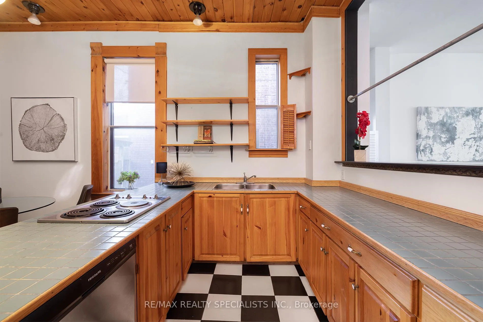 Photo 11 of 48 Leopold Street, Toronto, South Parkdale — HOMEH