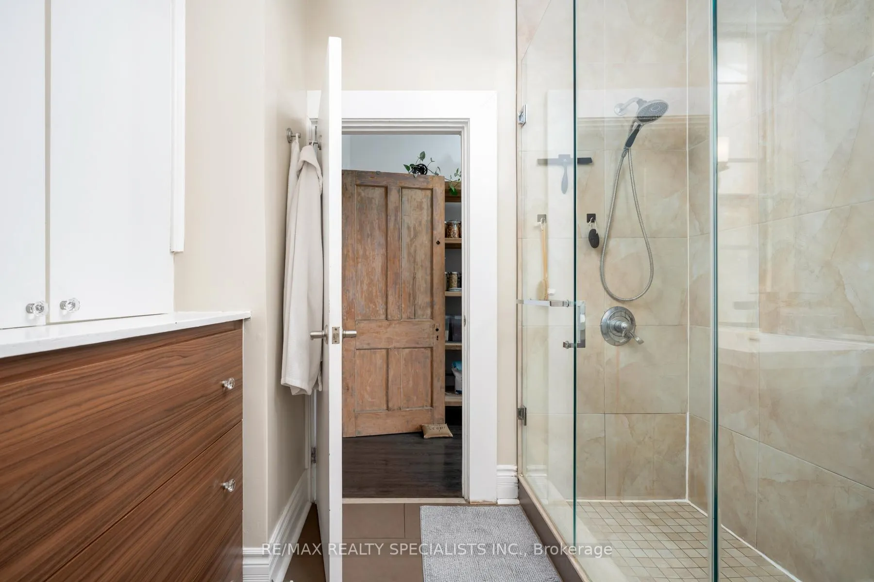 Photo 33 of 48 Leopold Street, Toronto, South Parkdale — HOMEH