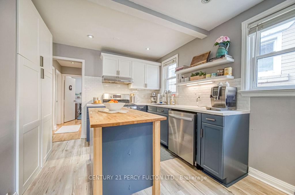 Photo 8 of 34 Preston Street, Scarborough, Birchcliffe-Cliffside — HOMEH