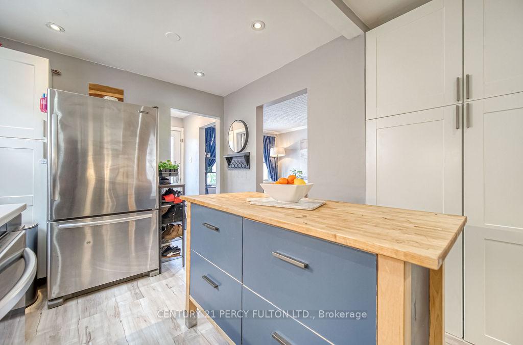 Photo 11 of 34 Preston Street, Scarborough, Birchcliffe-Cliffside — HOMEH