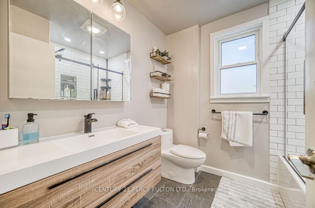 Photo 17 of 34 Preston Street, Scarborough, Birchcliffe-Cliffside — HOMEH