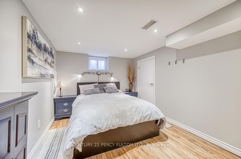 Photo 27 of 34 Preston Street, Scarborough, Birchcliffe-Cliffside — HOMEH