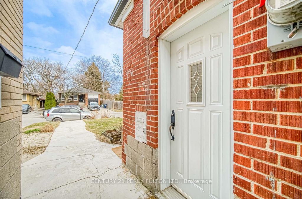 Photo 29 of 34 Preston Street, Scarborough, Birchcliffe-Cliffside — HOMEH