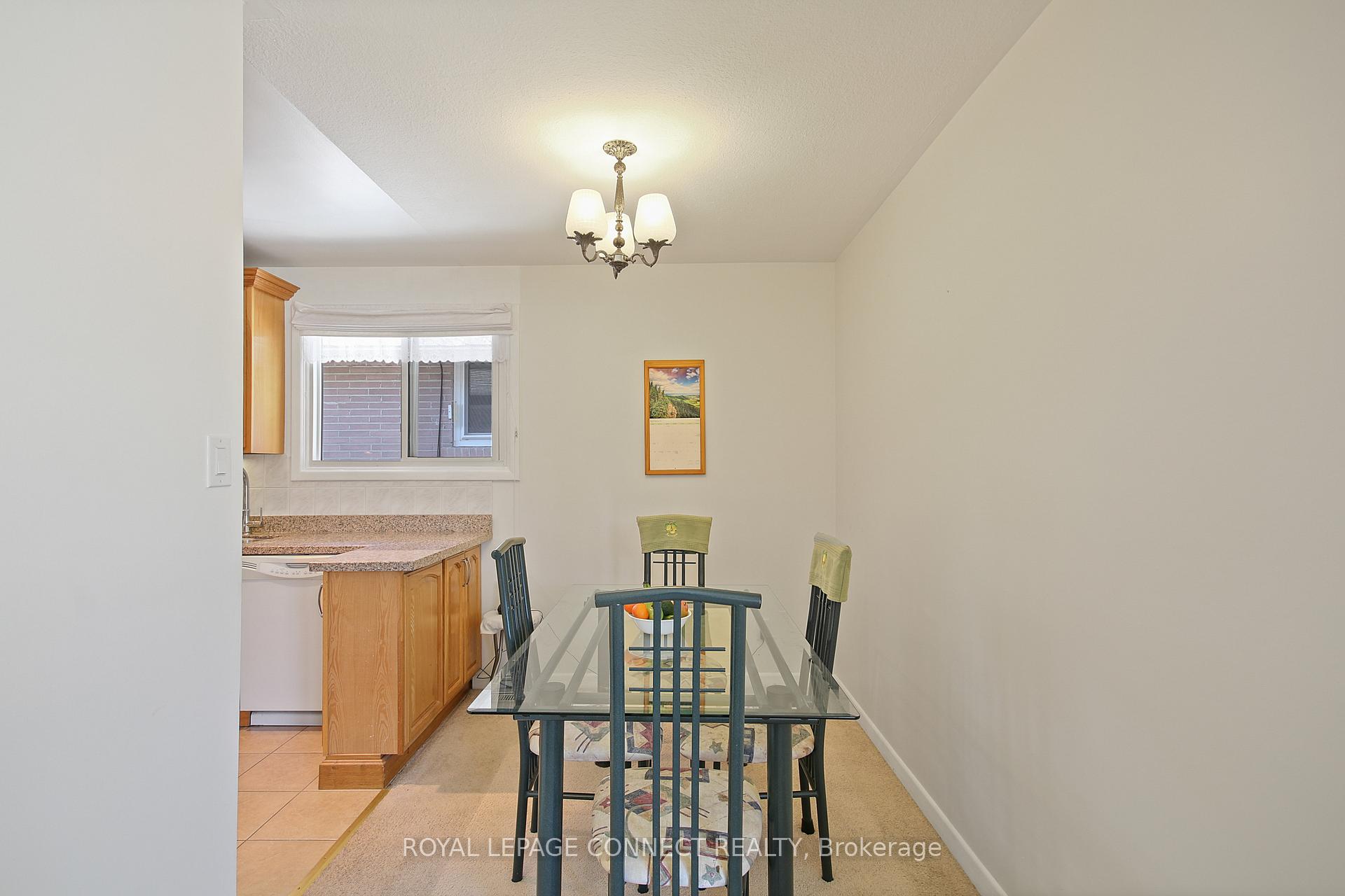 Photo 17 of 4 Sundance Crescent, Scarborough, Woburn — HOMEH