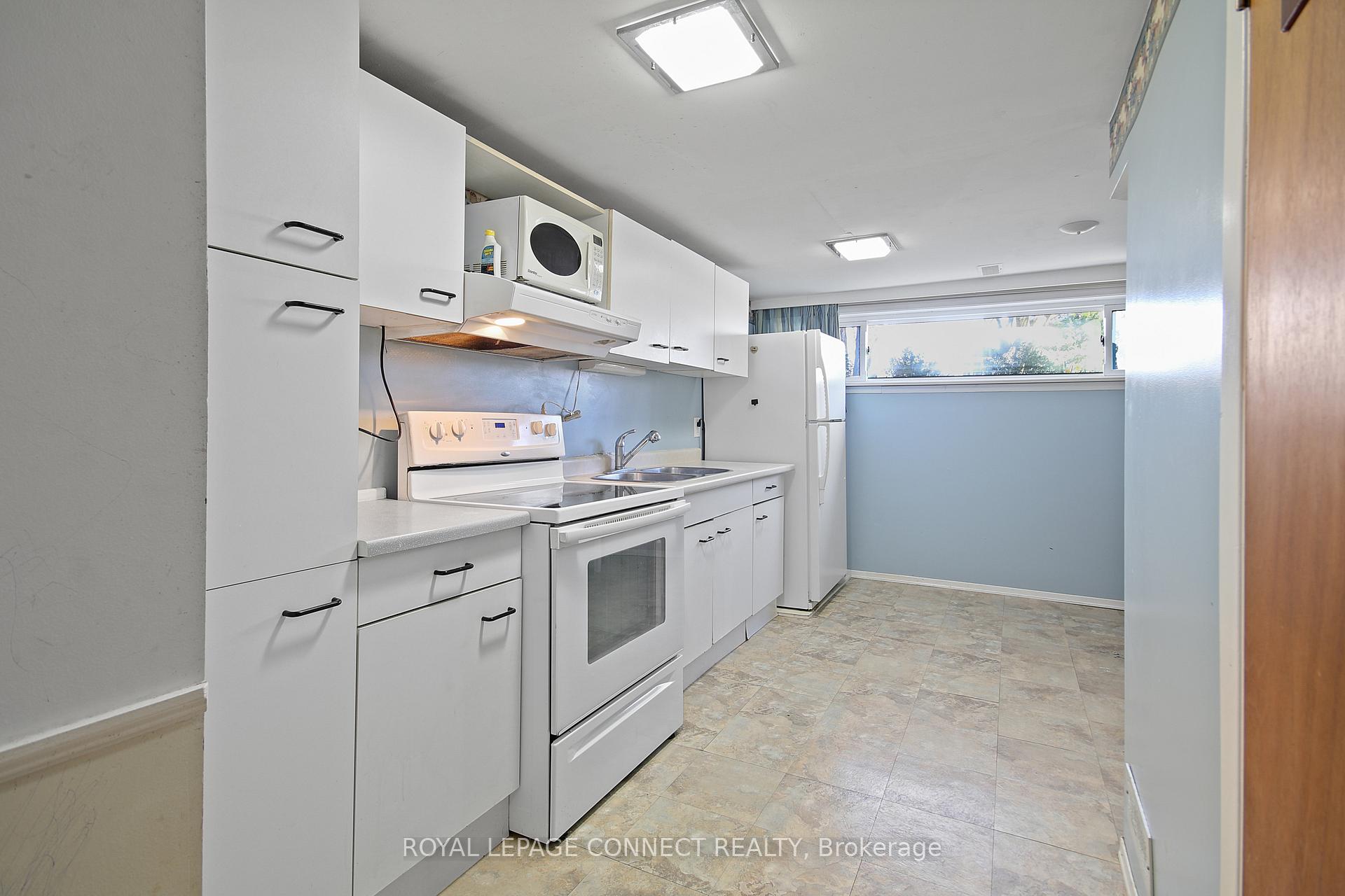 Photo 30 of 4 Sundance Crescent, Scarborough, Woburn — HOMEH
