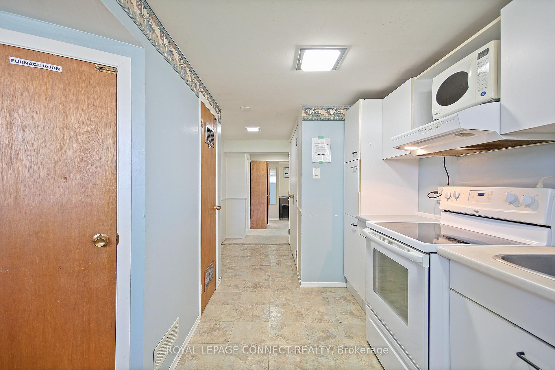 Photo 32 of 4 Sundance Crescent, Scarborough, Woburn — HOMEH