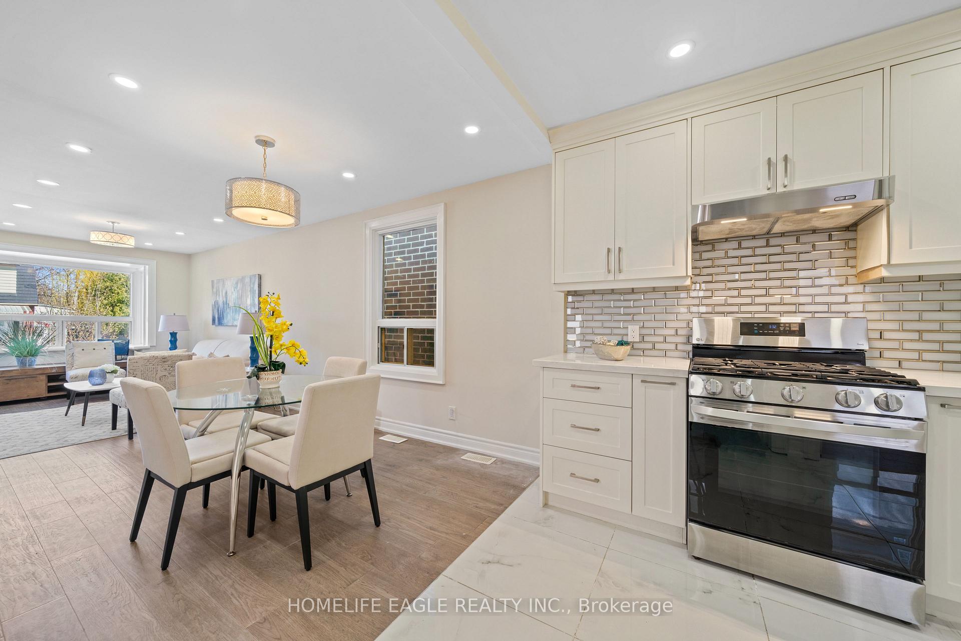 Photo 5 of 82 Haslam Street, Scarborough, Birchcliffe-Cliffside — HOMEH