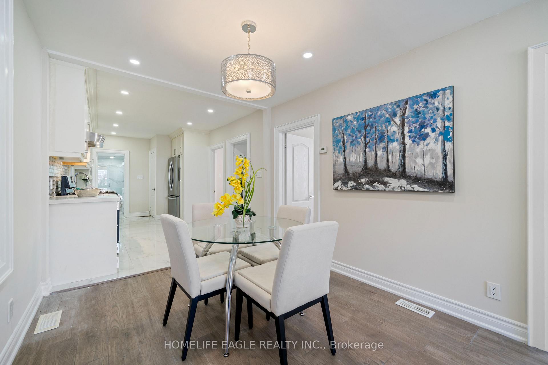 Photo 7 of 82 Haslam Street, Scarborough, Birchcliffe-Cliffside — HOMEH