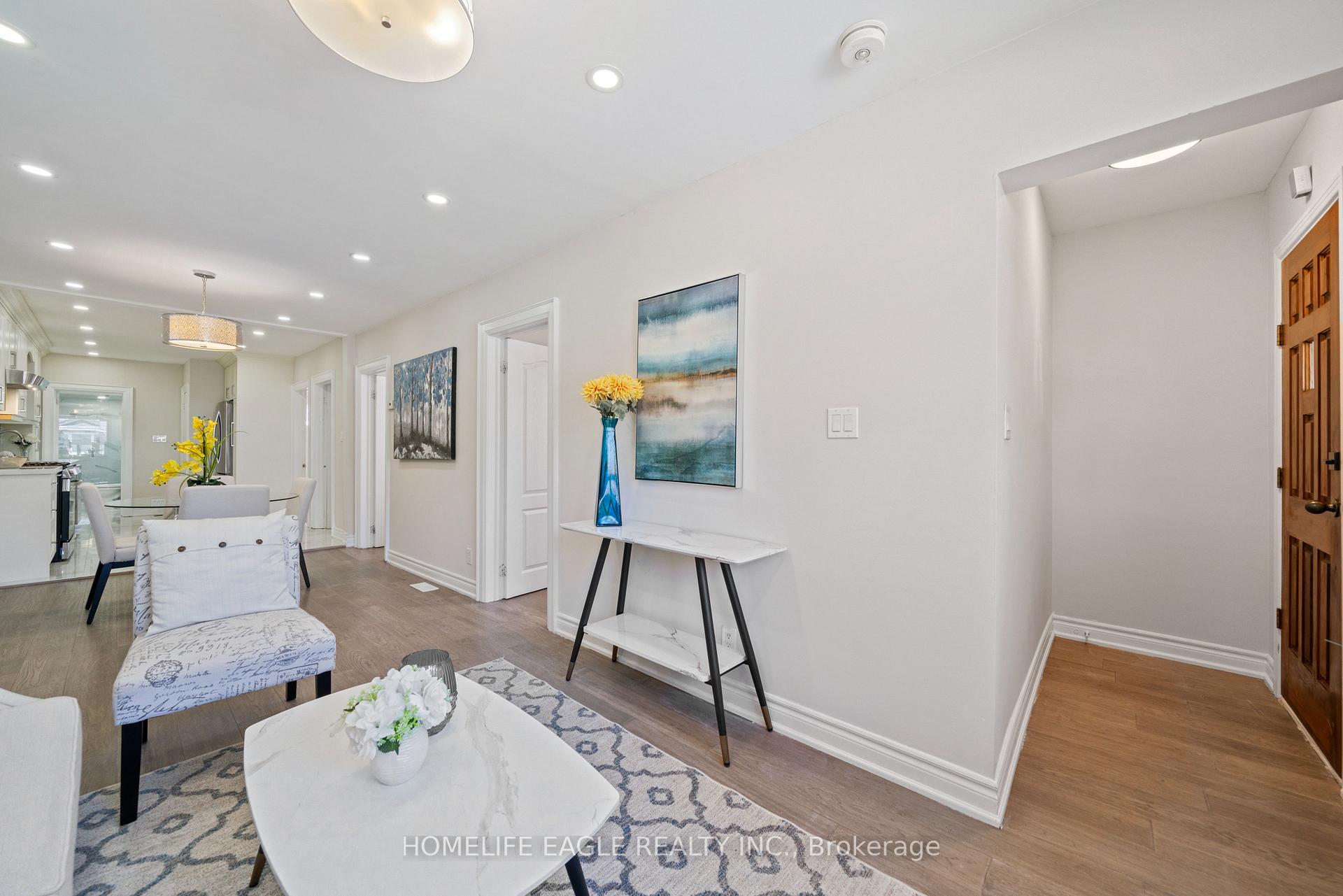 Photo 10 of 82 Haslam Street, Scarborough, Birchcliffe-Cliffside — HOMEH
