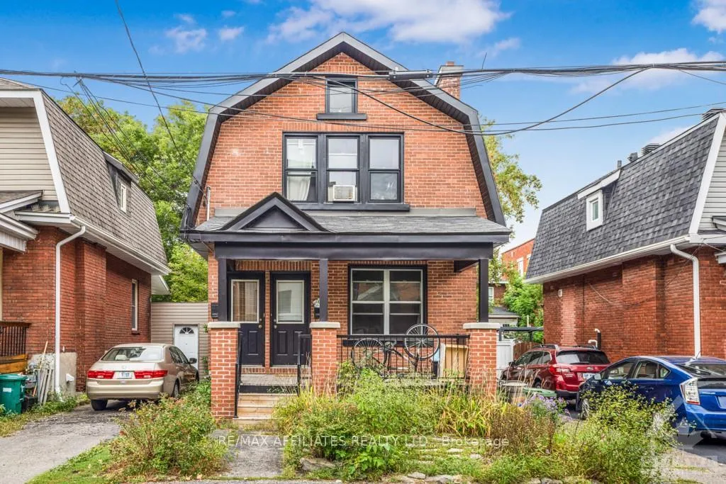 Front of 125 Hopewell Avenue