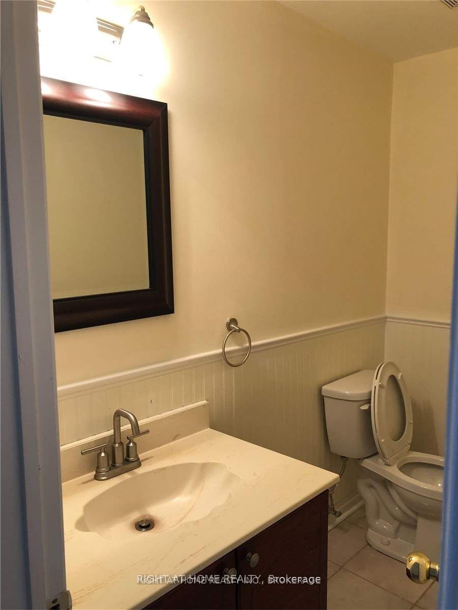 Photo 41 of 174 Carlton Road, Markham, Unionville — HOMEH