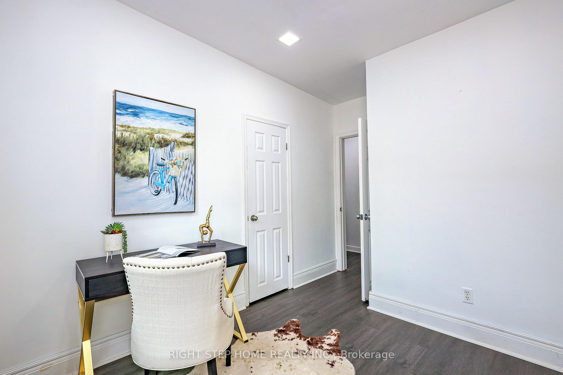Photo 23 of 137 Benleigh Drive, Scarborough, Woburn — HOMEH