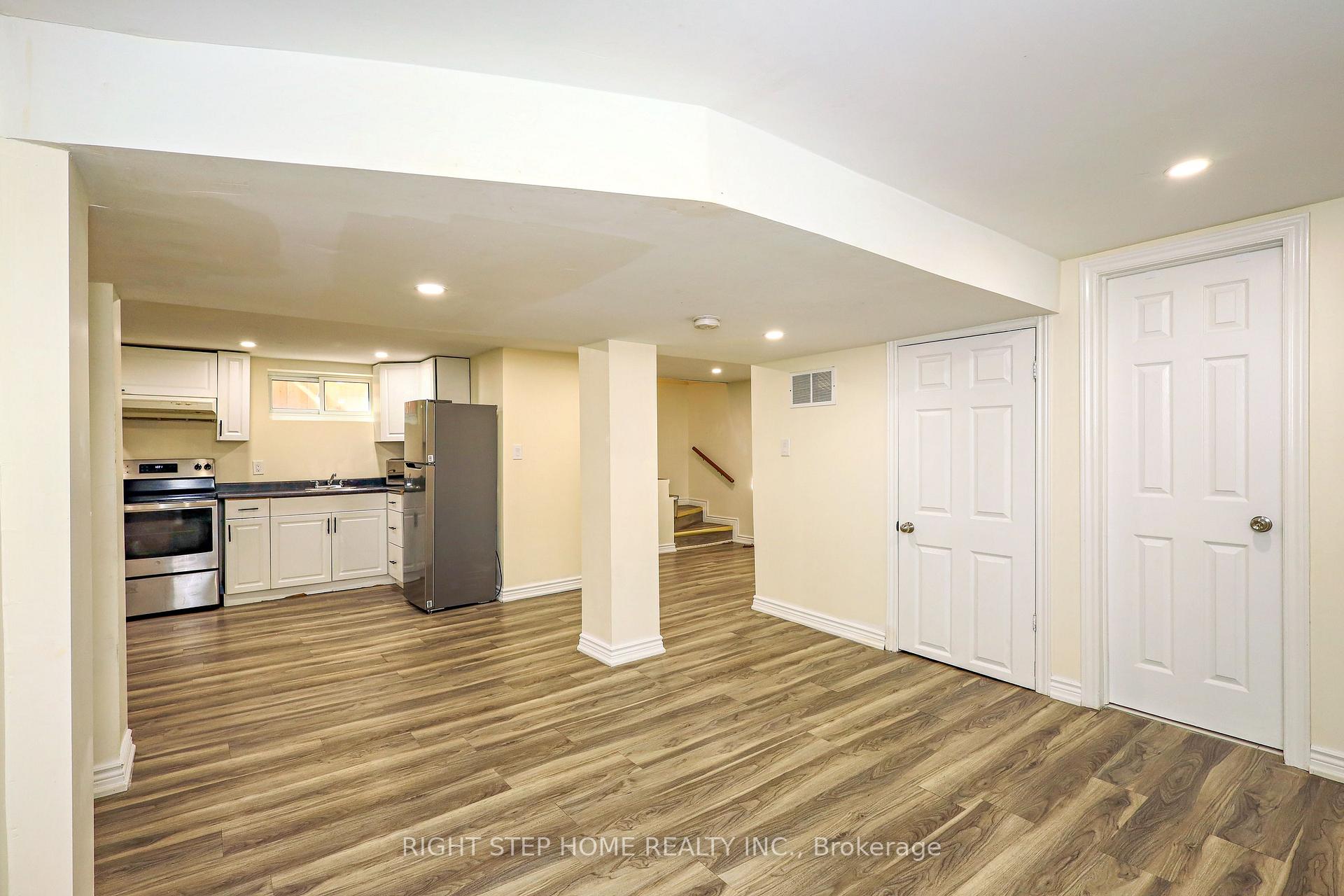 Photo 29 of 137 Benleigh Drive, Scarborough, Woburn — HOMEH