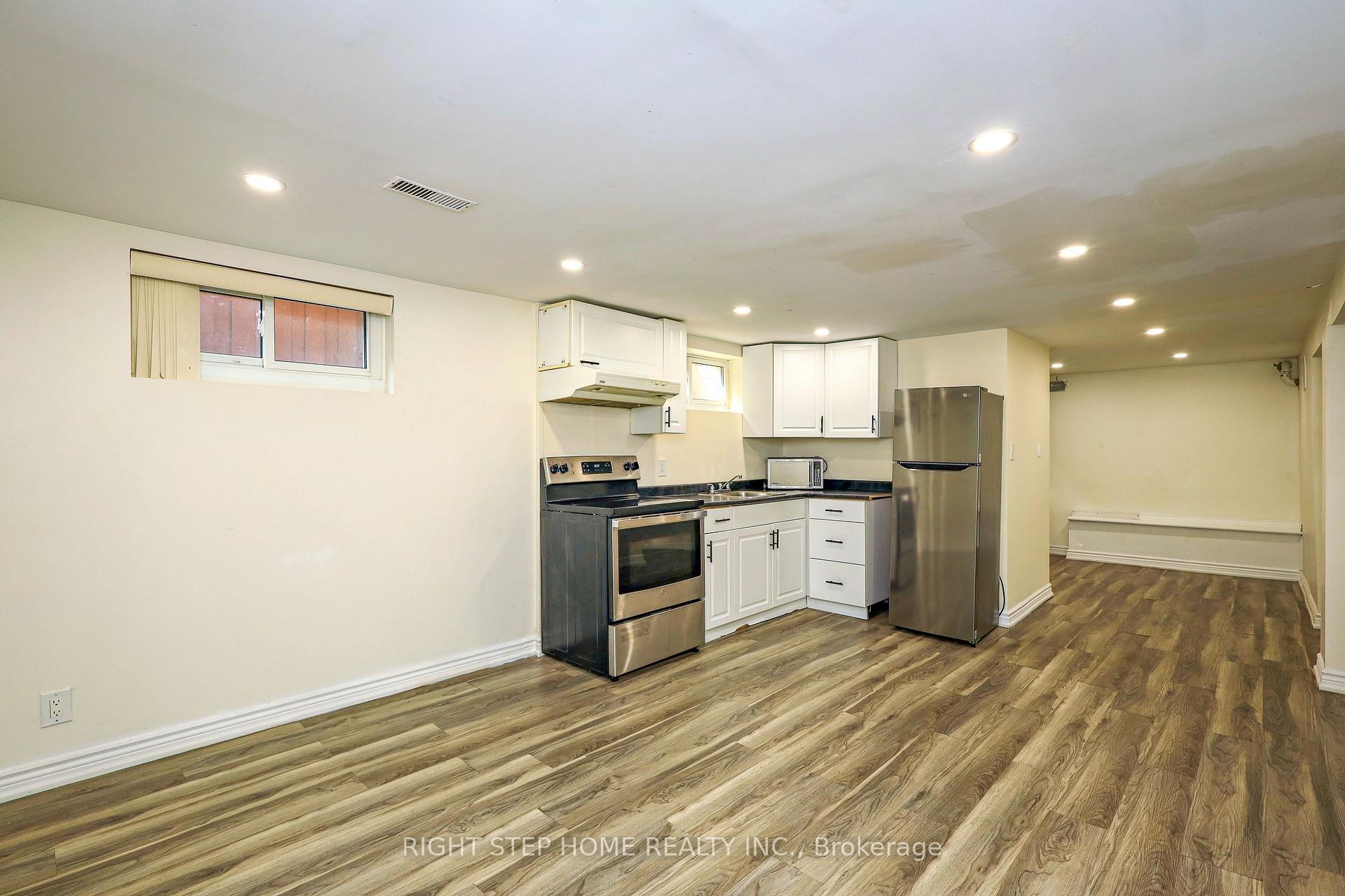 Photo 30 of 137 Benleigh Drive, Scarborough, Woburn — HOMEH
